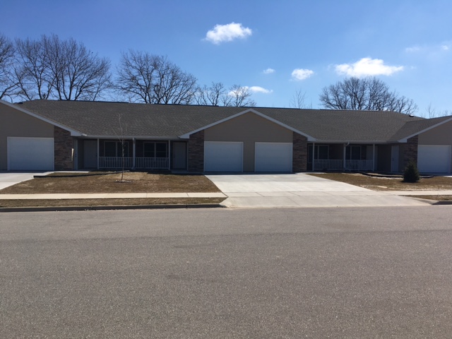 1209 Balsam Ave, Unit 3 in Tomah, WI - Building Photo - Building Photo