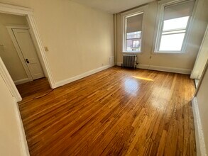 108 Washington St, Unit 37 in Boston, MA - Building Photo - Building Photo