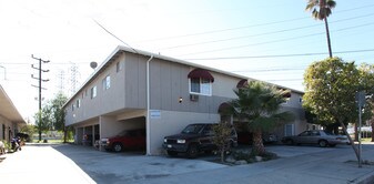 11118-11130 Victory Blvd in North Hollywood, CA - Building Photo