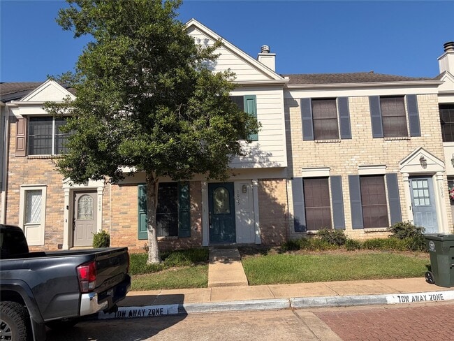 property at 2810 Grants Lake Blvd