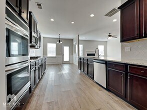 409 Atlas Ct in Locust Grove, GA - Building Photo - Building Photo