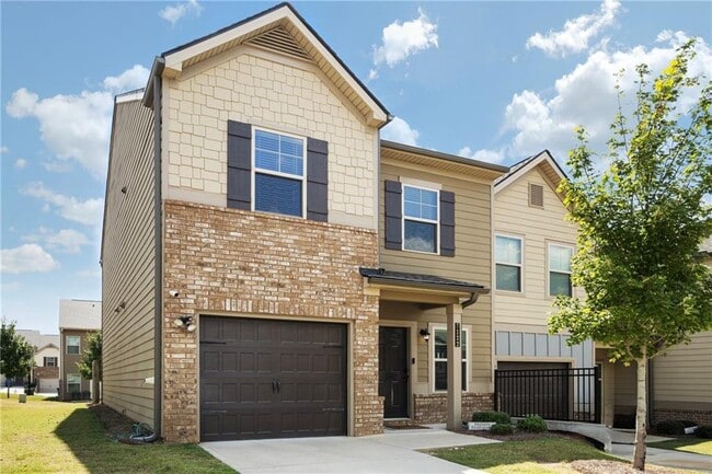 7122 Chara Ln in Atlanta, GA - Building Photo - Building Photo