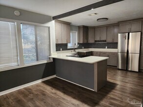 5140 Choctaw Ave in Pensacola, FL - Building Photo - Building Photo