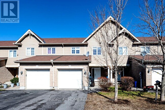 253 Eliot St in Clarence-Rockland, ON - Building Photo - Building Photo