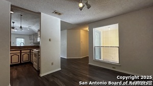 6530 Forest Village in San Antonio, TX - Building Photo - Building Photo