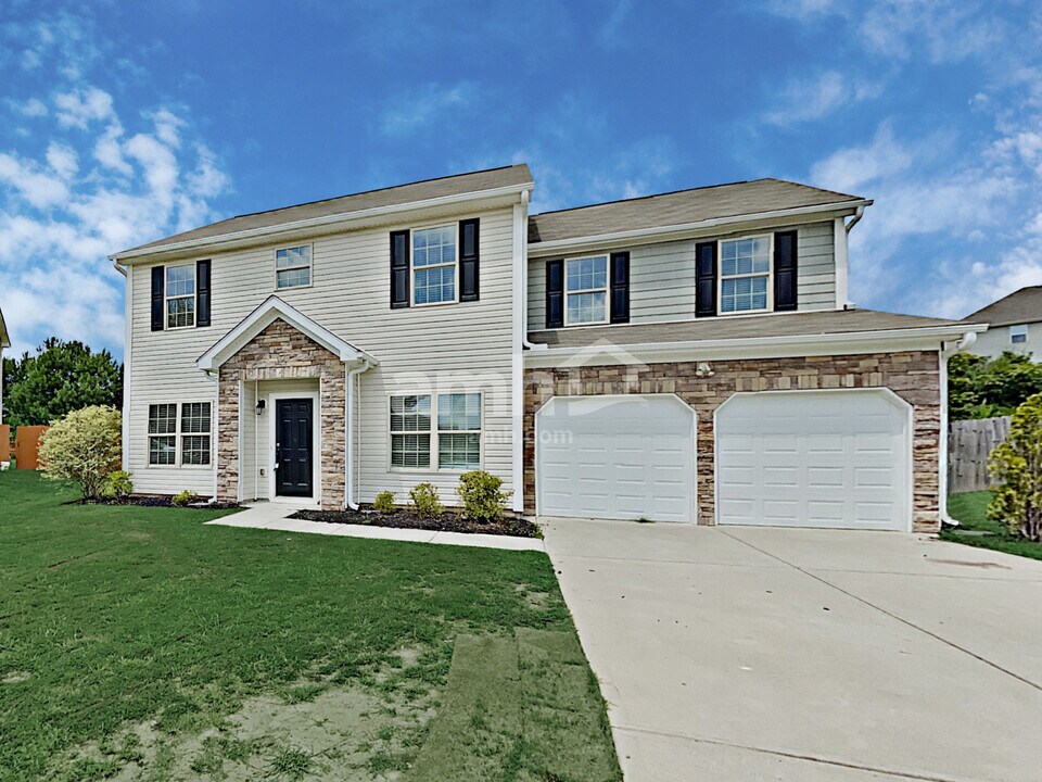 206 Monarch Way in Hiram, GA - Building Photo