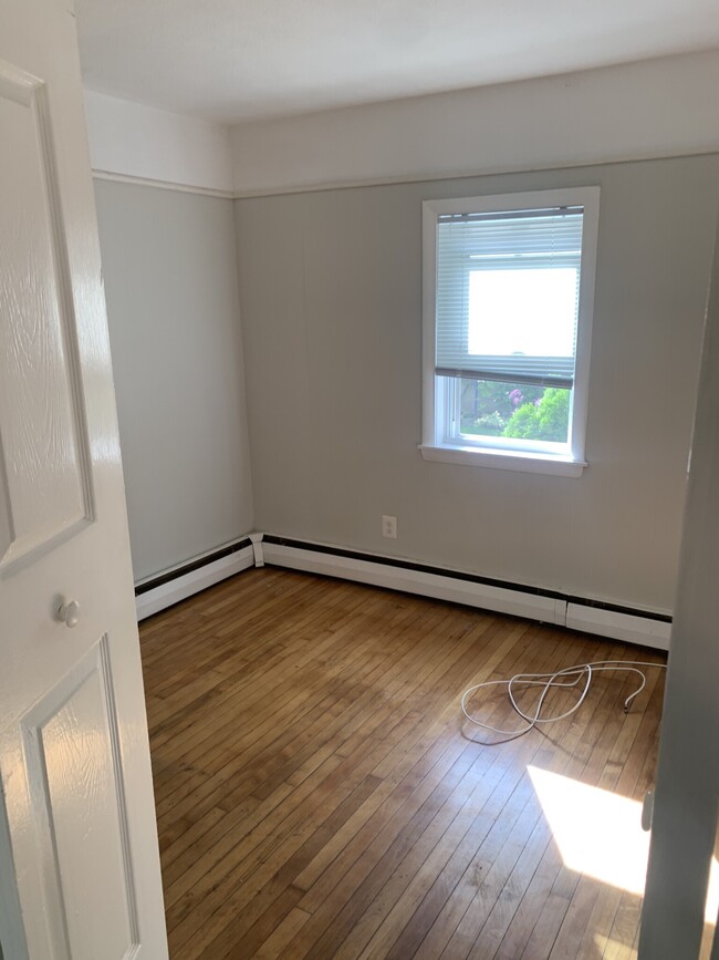 12 4th Street Pl, Unit #2 in Cambridge, MA - Building Photo - Building Photo