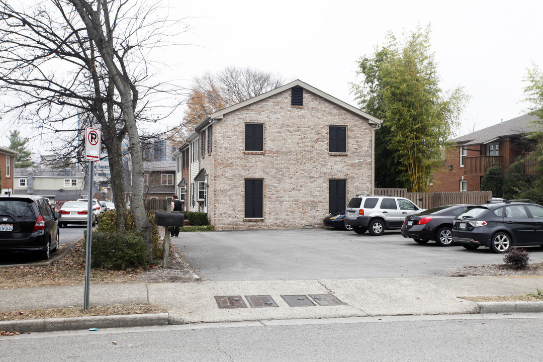 Peabody Place in Nashville, TN - Foto de edificio