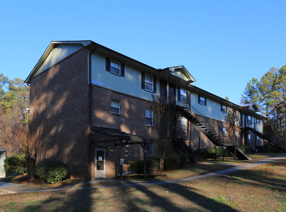 White Oak Quadraplexes in Mableton, GA - Foto de edificio