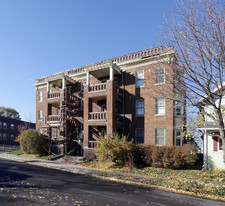 1902 N Talbott St Apartments