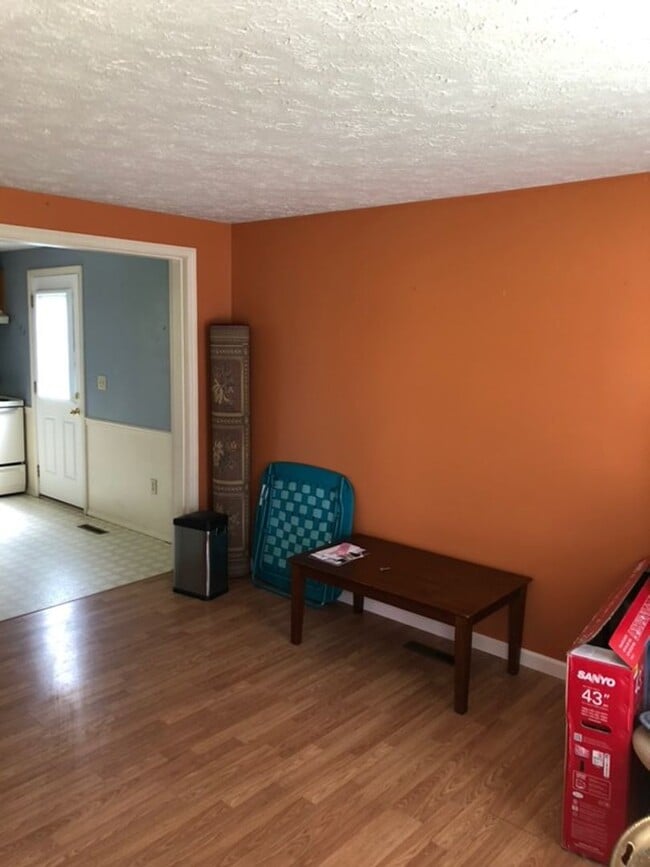 703 School St in Farmville, VA - Building Photo - Building Photo