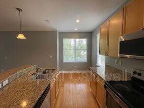 4501 Bay Spring Ct in Tampa, FL - Building Photo - Building Photo