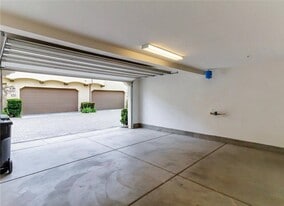 418 Maravilla Ln in Brea, CA - Building Photo