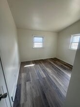 6206 Beech Daly Rd in Taylor, MI - Building Photo - Building Photo