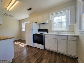 1751 Atlanta Hwy SE in Statham, GA - Building Photo - Building Photo