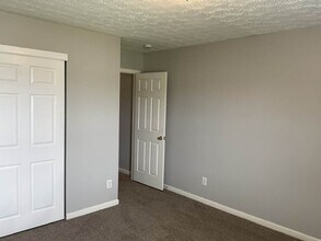 6502 Waterford St SW in Atlanta, GA - Building Photo - Building Photo