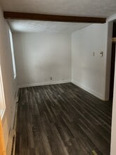 2 Fox Ln in Auburn, NH - Building Photo - Building Photo