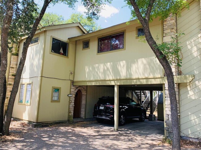 1713 Cinnamon Path in Austin, TX - Building Photo - Building Photo