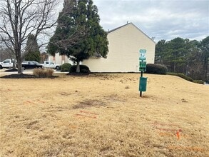 2651 Waverly Hills Dr in Lawrenceville, GA - Foto de edificio - Building Photo
