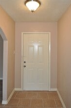 4710 Pine St in Seabrook, TX - Building Photo - Building Photo