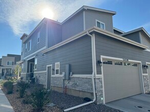 24239 E 41st Ave in Aurora, CO - Building Photo - Building Photo