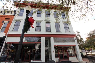 102 Person St in Fayetteville, NC - Building Photo - Building Photo