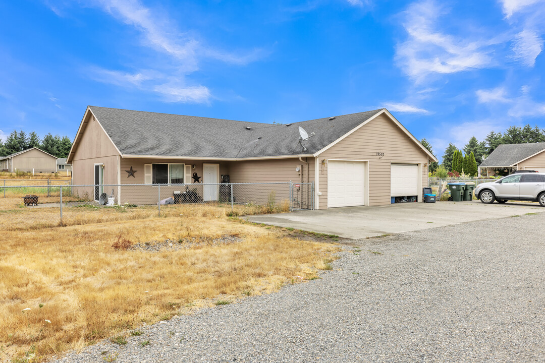 19502 Pecan St Sw in Rochester, WA - Building Photo