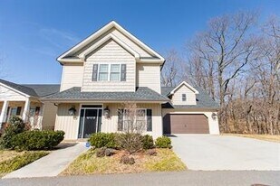 613 Rotunda St in Lynchburg, VA - Building Photo