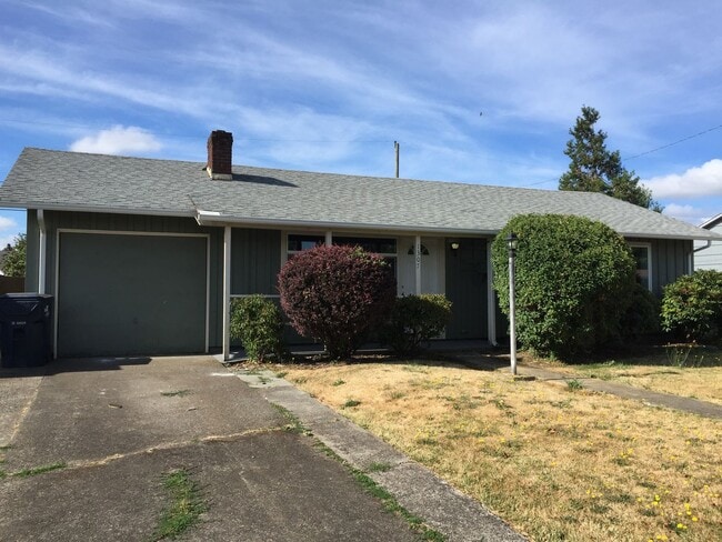 property at 1307 Pleasant St