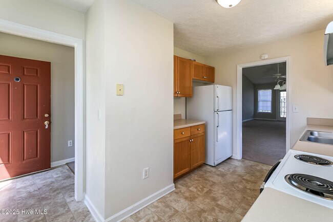 105 Verona Dr in Havelock, NC - Building Photo - Building Photo