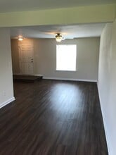 734 Huntly Dr in Chesapeake, VA - Building Photo - Building Photo