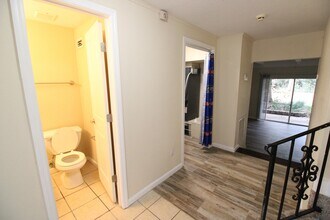 507 NW 39th Rd in Gainesville, FL - Building Photo - Building Photo