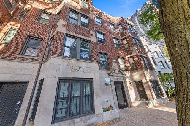 property at 3727 N Pine Grove Ave