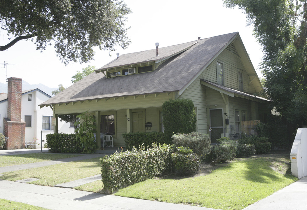 92-100 N Allen Ave in Pasadena, CA - Building Photo