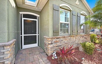 744 Remington Green Dr SE in Palm Bay, FL - Building Photo - Building Photo