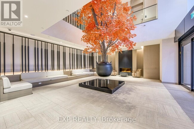 4015 The Exchange in Mississauga, ON - Building Photo - Building Photo