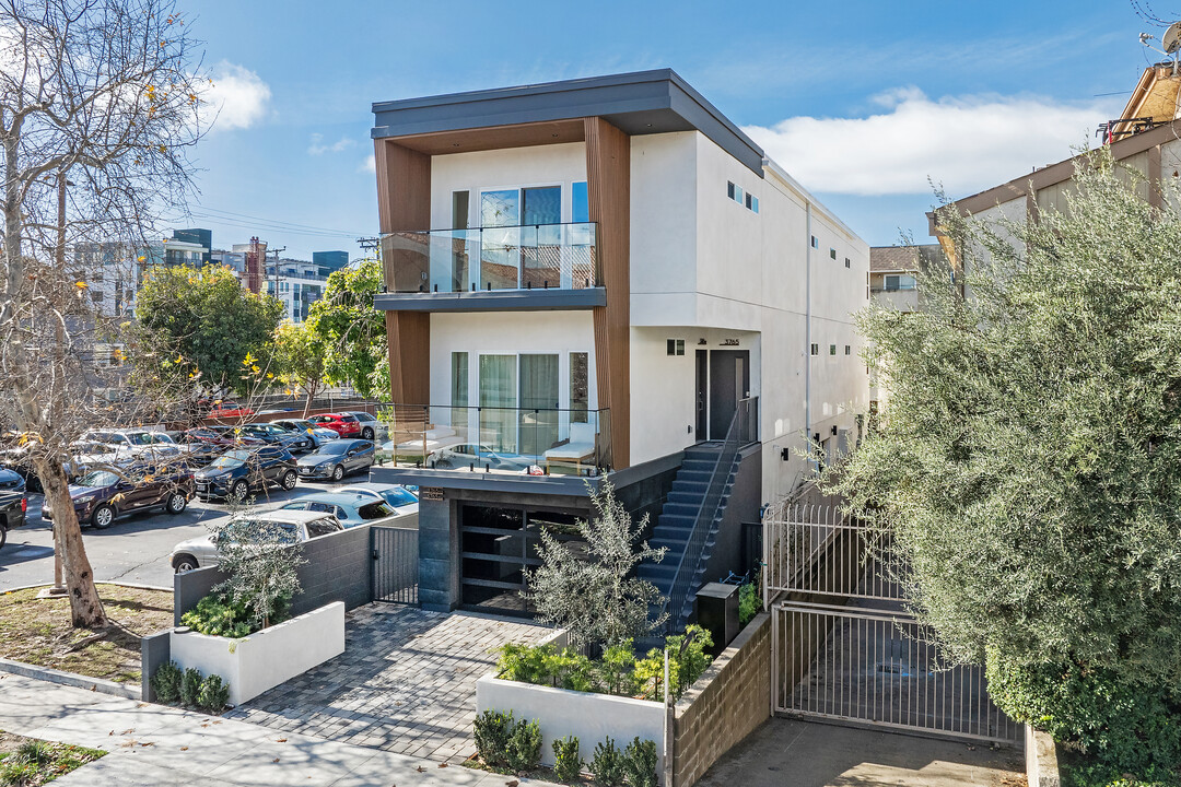 3765 Delmas Ter in Los Angeles, CA - Building Photo