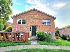 9521 Hagel Cir in Lorton, VA - Building Photo