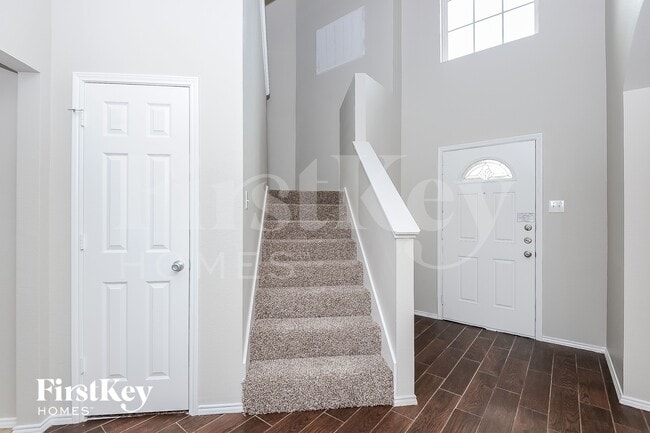 3313 Anysa Ln in Denton, TX - Foto de edificio - Building Photo