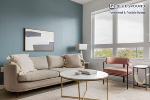 101 River Pk Dr in San Diego, CA - Building Photo