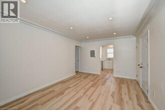 433 Guelph St in Kitchener, ON - Building Photo - Building Photo