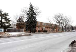 Cambridge Court Apartments