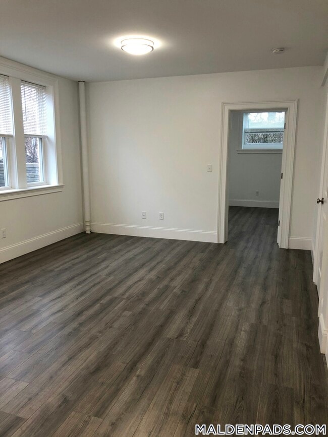 475 Highland Ave, Unit 6 in Malden, MA - Foto de edificio - Building Photo