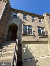 7709 Rockledge Ct in West Springfield, VA - Building Photo - Building Photo
