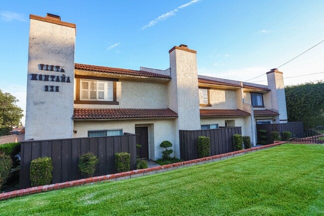 property at 938 Huntington Dr