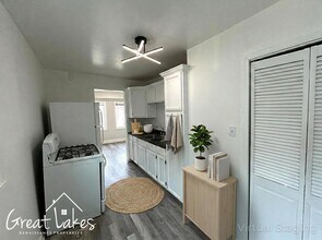 13931 Hobart Ave in Warren, MI - Building Photo - Building Photo