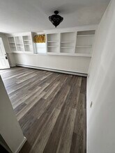 43 Plumtrees Rd in Bethel, CT - Building Photo - Building Photo