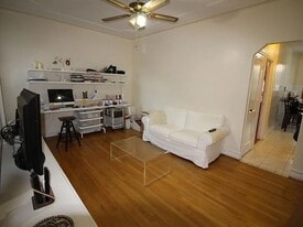 7209 Narrows Ave, Unit 2F in Brooklyn, NY - Building Photo