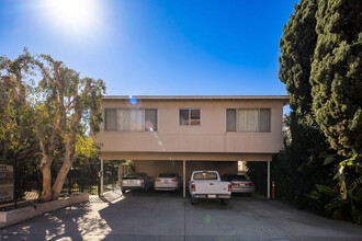 1711 Purdue Ave in Los Angeles, CA - Building Photo - Building Photo