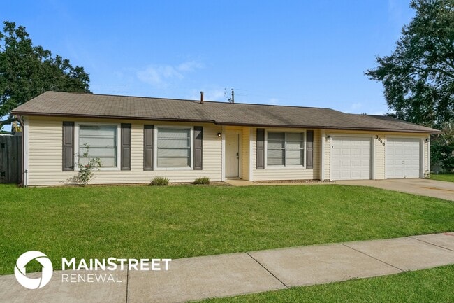 3646 W Powder Horn Rd in Titusville, FL - Building Photo - Building Photo